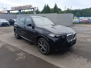 Фото BMW X5 2025