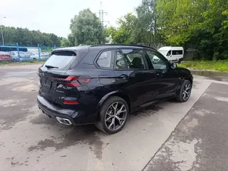 Фото BMW X5 2025
