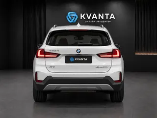 Фото BMW X1 2025