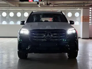 Фото Mercedes-Benz GLS 2026