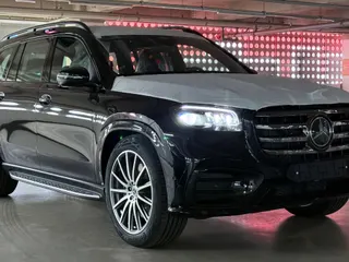 Фото Mercedes-Benz GLS 2026