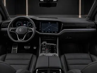 Фото Volkswagen Touareg 2025