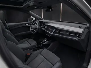 Фото Audi Q4 e-tron 2023