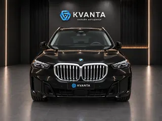 Фото BMW X5 2025