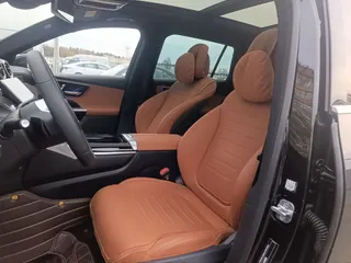 Фото Mercedes-Benz GLC 2025