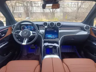 Фото Mercedes-Benz GLC 2025